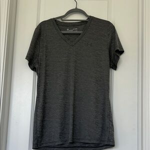 Under Armour women’s Charcoal V-Neck Tee